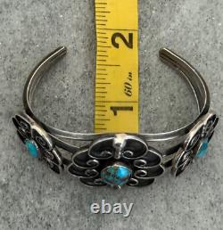 OLD Vintage Native American Navajo Turquoise Carinated Sterling Bracelet 6.25 in