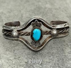 OLD Vintage Native American Navajo Turquoise HANDMADE CARINATED silver Bracelet