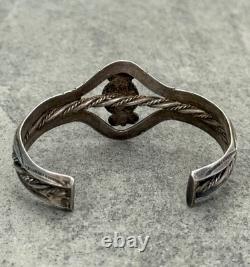 OLD Vintage Native American Navajo Turquoise HANDMADE CARINATED silver Bracelet