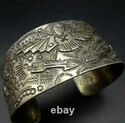 Old 1930s Fred Harvey Era NAVAJO Hand-Stamped Sterling Silver Cuff BRACELET