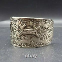 Old 1930s Fred Harvey Era NAVAJO Hand-Stamped Sterling Silver Cuff BRACELET