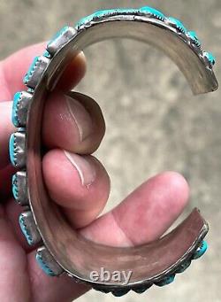 Old Vintage NAVAJO / ZUNI Sterling Silver Turqouise Cluster Cuff Bracelet