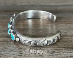Old Vintage Native American Navajo Hand Made Turquoise Sterling silver Bracelet