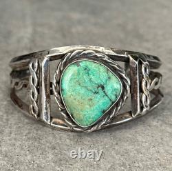 Old Vintage Native American Navajo Turquoise CARINATED Twisted Sterling Bracelet
