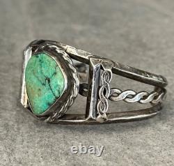 Old Vintage Native American Navajo Turquoise CARINATED Twisted Sterling Bracelet