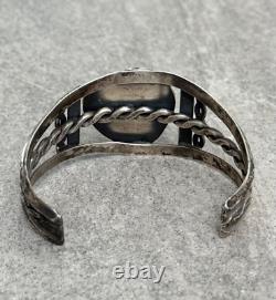 Old Vintage Native American Navajo Turquoise CARINATED Twisted Sterling Bracelet