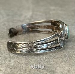 Old Vintage Native American Navajo Turquoise CONCHO Sterling silver Bracelet
