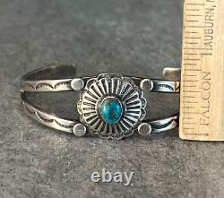 Old Vintage Native American Navajo Turquoise CONCHO Sterling silver Bracelet