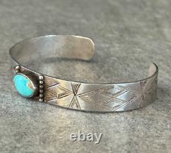 Old Vintage Native American Navajo Turquoise Gem stone Sterling silver Bracelet