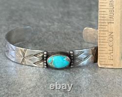 Old Vintage Native American Navajo Turquoise Gem stone Sterling silver Bracelet