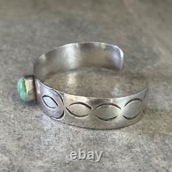 Old Vintage Native American Navajo Turquoise Sterling silver Bracelet