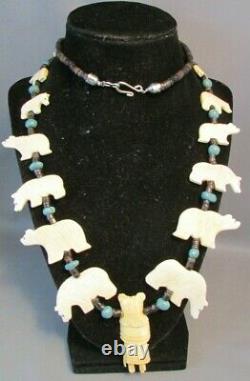 Rare Zuni Native American Carved Bear Fetish Heishi Bone Kachina Necklace