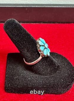 Running Bear VTG Turquoise Cluster Ring Sterling Silver Native American Sz 5.75