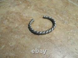 SPLENDID Larger Vintage Navajo Sterling Silver TWISTED ROPE Bracelet