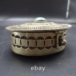 Signed HERBERT CAYATINETO Vintage NAVAJO Sterling Silver Jewelry TRINKET BOX