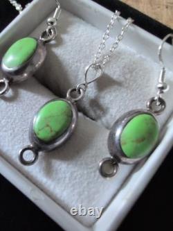 Sterling 925 Vintage Revival Native American Peace Lime Gaspeite Turquoise Rare