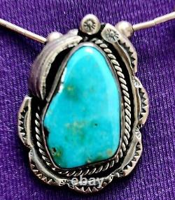 TURQUOISE Jewelry Navajo Beautiful Neckless Vintage 1970s