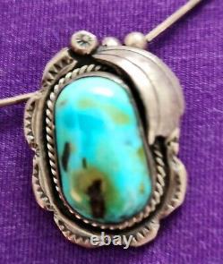 TURQUOISE Jewelry Navajo Beautiful Neckless Vintage 1970s