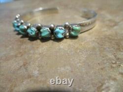 VERY FINE Vintage Zuni / Navajo Sterling Silver Turquoise Row Bracelet