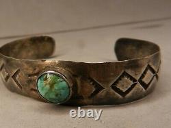 VINTAGE 1920's HANDMADE NAVAJO STERLING SILVER & TURQUOISE CUFF BRACELET