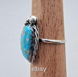 VINTAGE NAVAJO 925 STERLING SILVER 17x13 mm. TURQUOISE RING. SIZE 9.25