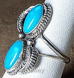 VINTAGE NAVAJO NATIVE AMERICAN STERLING SILVER & 2 FINE TURQUOISE RING sz 7.75