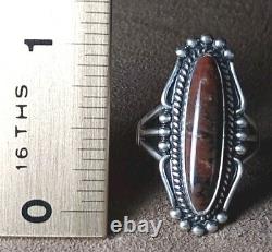 VINTAGE NAVAJO NATIVE AMERICAN STERLING SILVER & PETRIFIED WOOD AGATE RING sz8