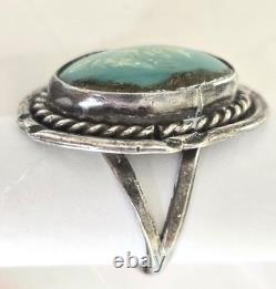 VINTAGE Native American Sterling Silver LARGE Turquoise Ring size 6.25 Handmade