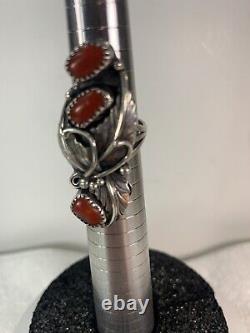 VTG Ring 3 Stone Coral Leaf, Tendrils Sterling, Size 7, Signed DL, BEAUTIFUL