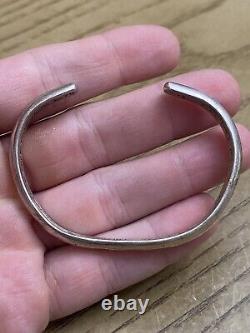 Vintage. 925 Sterling Silver Signed Lag-Zuni AP Arthur Platero Cuff Bracelet