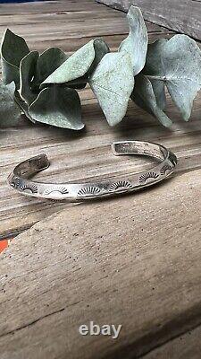 Vintage Carinated Native American Sterling Silver Cuff Bracelet Jewelry 24.41 g