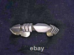 Vintage Jasper Nelson Navajo Deep Filed Carinated Silver Bracelet