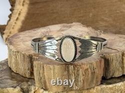 Vintage Jerry Johnson Navajo Sterling Silver Mother of Pearl Cuff-593.26