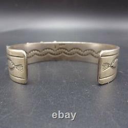 Vintage NAVAJO Hand-Stamped Sterling Silver TURQUOISE Single Row Cuff BRACELET