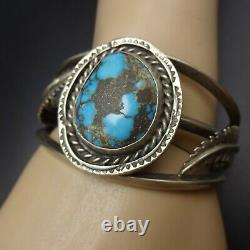 Vintage NAVAJO Sterling Silver GORGEOUS BLUE TURQUOISE Cuff BRACELET Nizhoni