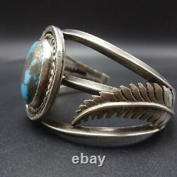 Vintage NAVAJO Sterling Silver GORGEOUS BLUE TURQUOISE Cuff BRACELET Nizhoni