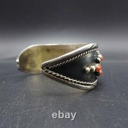 Vintage NAVAJO Sterling Silver RED CORAL Cuff BRACELET Dark Oxidized Background