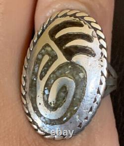 Vintage Native American 925 Ring Cast Silver Bear Paw Claw Inlay Size 5