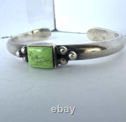 Vintage Native American Gaspeite Sterling Silver Cuff Bracelet 6-1/4 27g #262