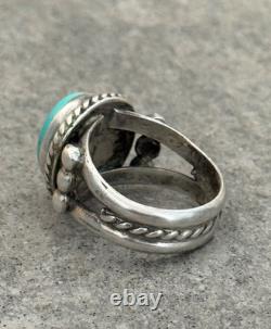 Vintage Native American Navajo Blue Turquoise Sterling Silver RING 13.7g Size 10
