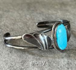 Vintage Native American Navajo Blue Turquoise Sterling silver Bracelet