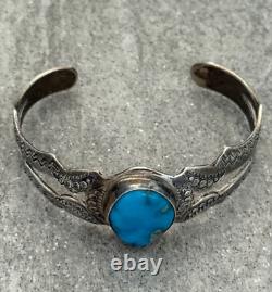 Vintage Native American Navajo Blue Turquoise Sterling silver Bracelet
