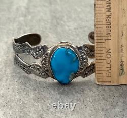 Vintage Native American Navajo Blue Turquoise Sterling silver Bracelet