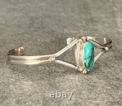 Vintage Native American Navajo JW Signed Turquoise Sterling silver Bracelet