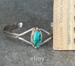 Vintage Native American Navajo JW Signed Turquoise Sterling silver Bracelet