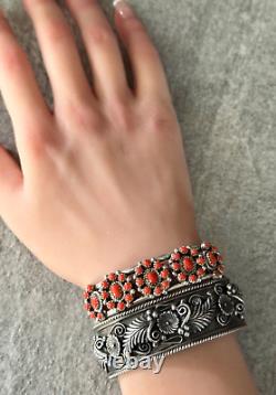 Vintage Native American Navajo L PATON Flowers Leaves Sterling silver Bracelet