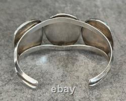 Vintage Native American Navajo NUMBER 8 Turquoise CARINATED Sterling Bracelet