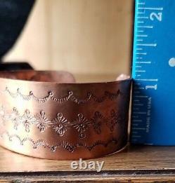 Vintage Native American Navajo Stamped Etched Copper Cuff Bracelet. Jewelry