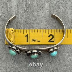 Vintage Native American Navajo Three Turquoise flower SMALL Sterling Bracelet