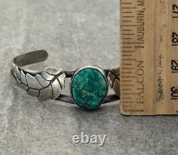 Vintage Native American Navajo Turquoise Feather Sterling silver Cuff Bracelet